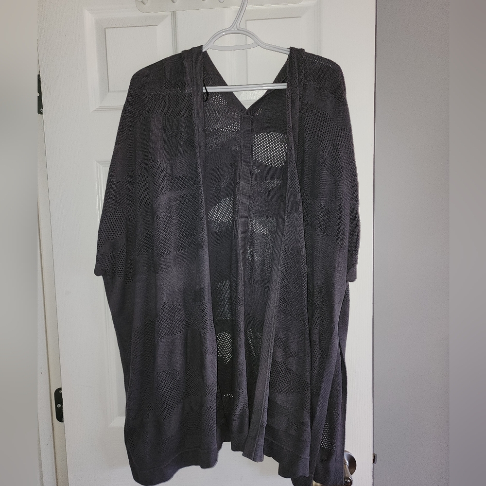 Lululemon Shawl